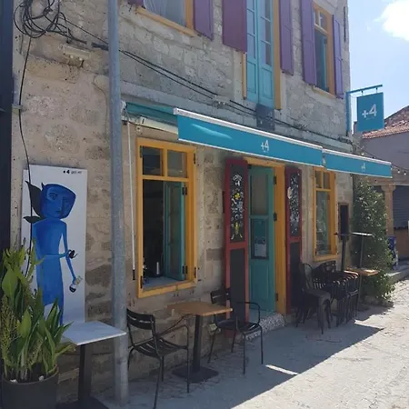 Otel +4 Stone House